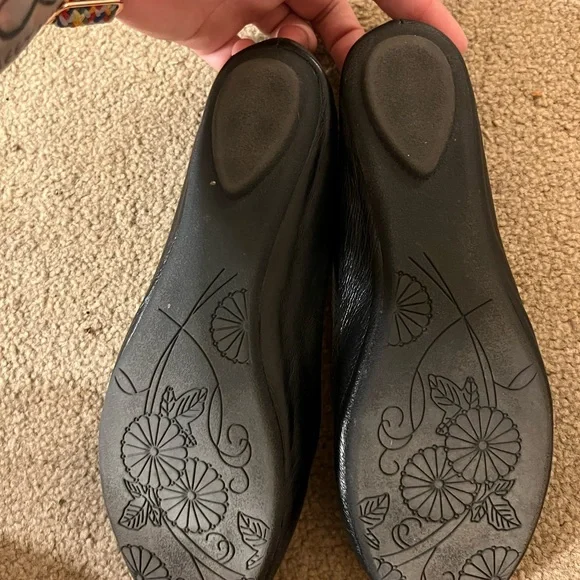 Steve Madden flats size 7 - Picture 2 of 4